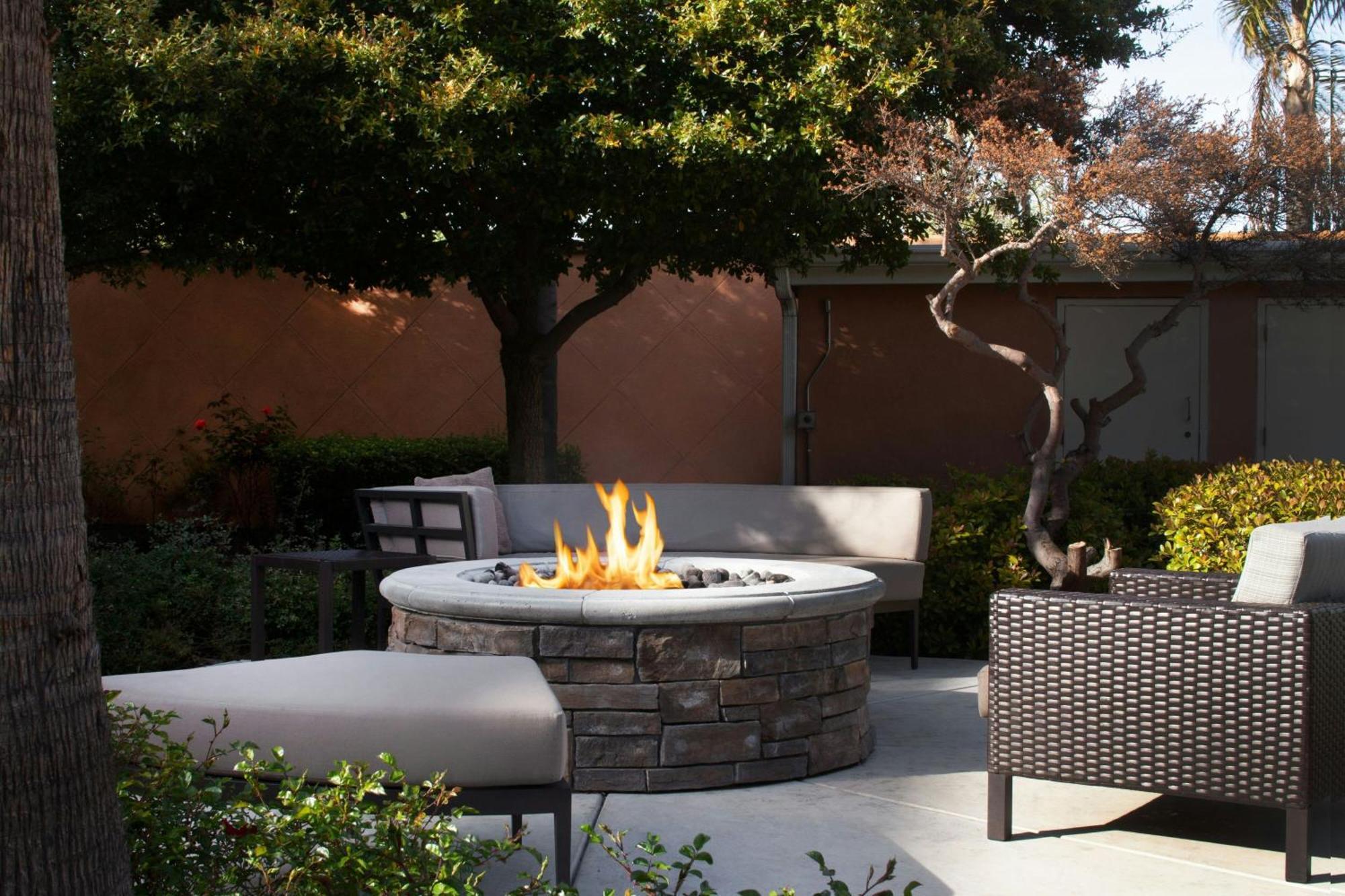 Courtyard By Marriott Oakland Airport Hotel Kültér fotó