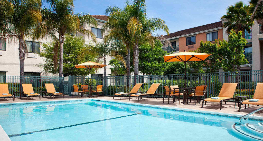 Courtyard By Marriott Oakland Airport Hotel Kültér fotó
